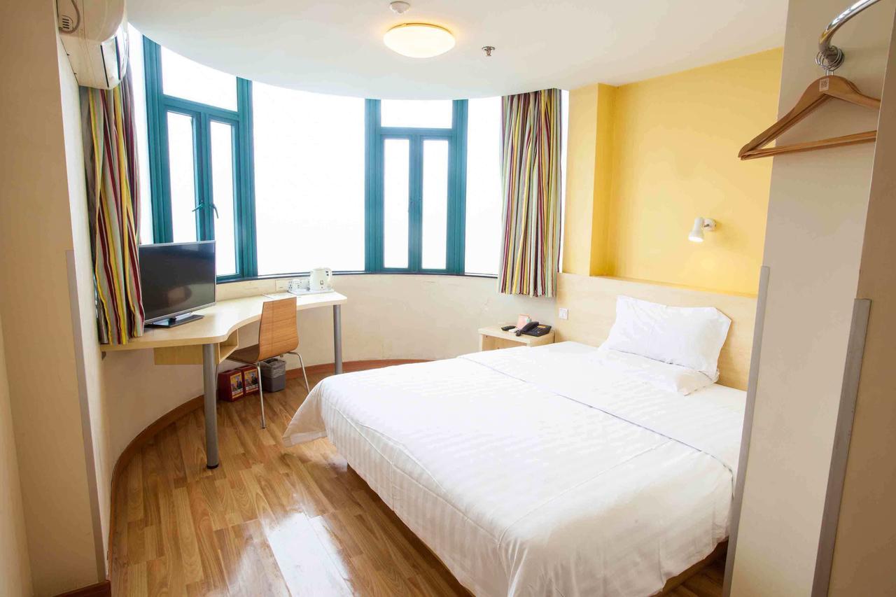 7Days Inn Huaihua Mayang Binhe Road Exterior photo
